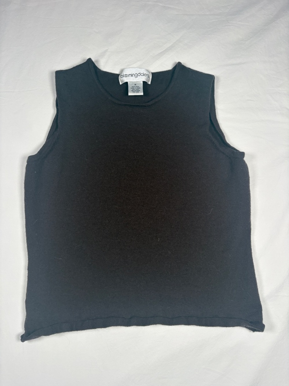 Vintage Bloomingdale's Black Knit Sleeveless Crew Top
